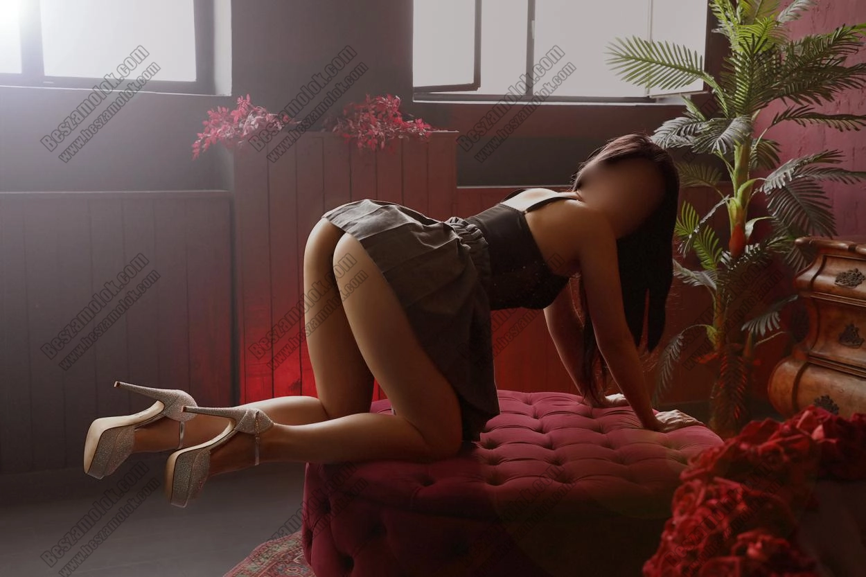 Kira - +36 70 144 2669 - analszpartner foto