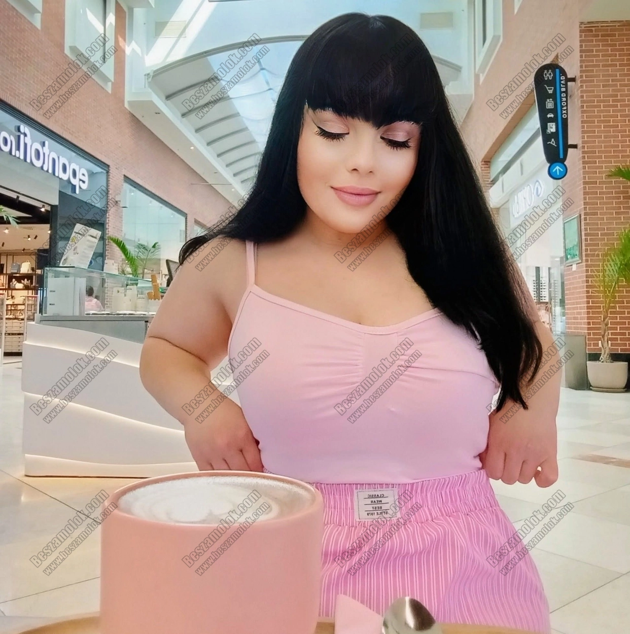 Kitti - +36 20 558 2031 - analszpartner foto